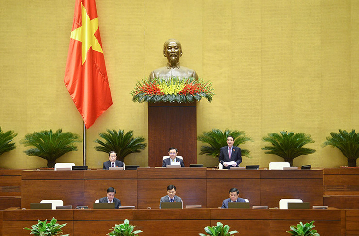 Phó Chủ tịch Quốc hội Nguyễn Đức Hải điều hành Phiên thảo luận về chủ trương đầu tư 05 dự án đường cao tốc ngày 10/6
