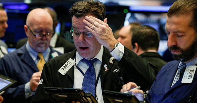 Thị trường chứng khoán Mỹ giảm điểm nhẹ hôm thứ Tư sau khi Cục Dự trữ liên bang Mỹ (Fed) nâng lãi suất liên bang. Nguồn: Internet