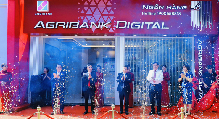 Ngày 06/9/2022, dịch vụ ngân hàng số hoạt động 24/7 đầu tiên của Agribank chính thức khai trương tại Agribank - Chi nhánh Hà Nội. Nguồn: Agribank