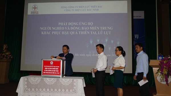 Công ty Điện lực Bắc Ninh phát động ủng hộ người nghèo và đồng bào miền Trung.