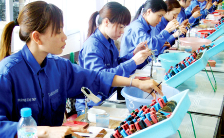 Vốn đầu tư của doanh nghiệp Nhật vào Việt Nam năm 2014 đã giảm 65% còn 2,02 tỉ USD. Nguồn: internet
