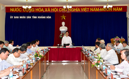 Thủ tướng Chính phủ Nguyễn Tấn Dũng và Đoàn công tác của Chính phủ có buổi làm việc với lãnh đạo tỉnh Khánh Hòa về tình hình phát triển kinh tế - xã hội. Nguồn: chinhphu.vn