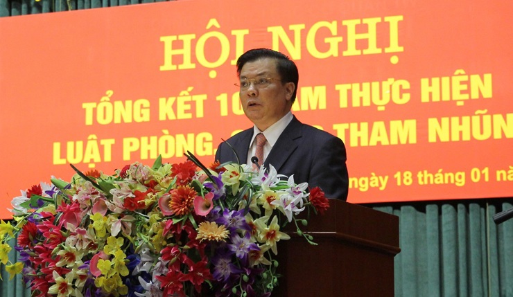 Bộ trưởng Đinh Tiến Dũng phát biểu tại Hội nghị tổng kết 10 năm thực hiện Luật Phòng, chống tham nhũng do Bộ Tài chính tổ chức ngày 18/1/2016. Nguồn: FinancePlus.vn