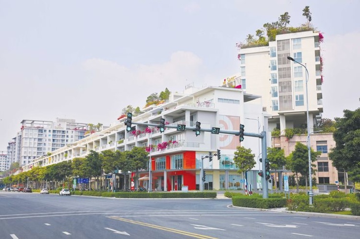 Ông Lê Hoàng Châu - Chủ tịch Hiệp hội Bất động sản TP.HCM nhận định, hiện nay việc trả lại mặt bằng đang tác động trực tiếp đến nguồn thu và cuộc sống người dân đang có nhà cho thuê.