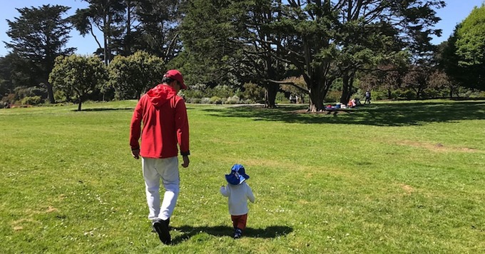   Sam Dogen và con trai tại Golden Gate Park, San Fancisco. Ảnh: Financial Samurai