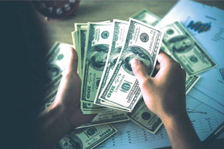 Tổng thống Trump từ trước đến nay luôn tỏ ra không hài lòng với sức mạnh đồng USD. Nguồn: internet