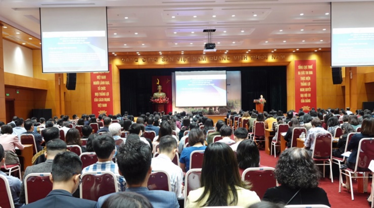 Toàn cảnh hội nghị sáng ngày 11/11/2020 tại Hà Nội.