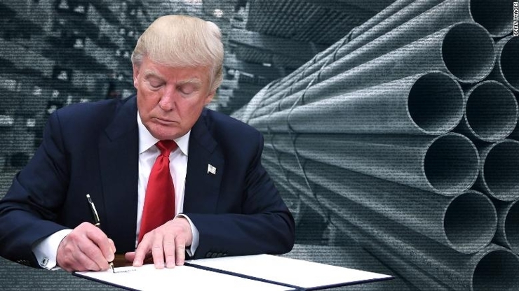 Tổng thống Mỹ Donald Trump hôm thứ Hai đã công bố một loạt chính sách thương mại bảo hộ mới. Nguồn: internet