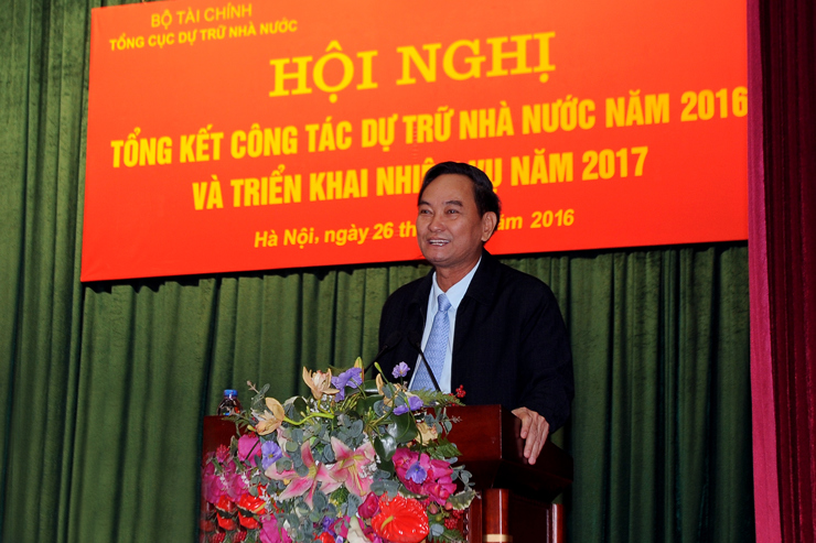 Thứ trưởng Bộ Tài chính Nguyễn Hữu Chí phát biểu chỉ đạo tại Hội nghị trực tuyến tổng kết công tác năm 2016 và đề ra phương hướng nhiệm vụ kế hoạch năm 2017 của ngành DTNN (ngày 26/12/2016).
