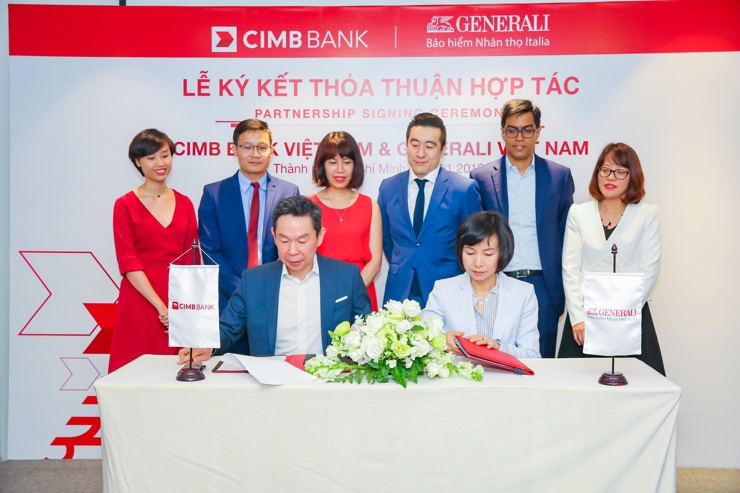 Lễ ký kết hợp tác giữa Generali Việt Nam và Ngân hàng CIMB Việt Nam.