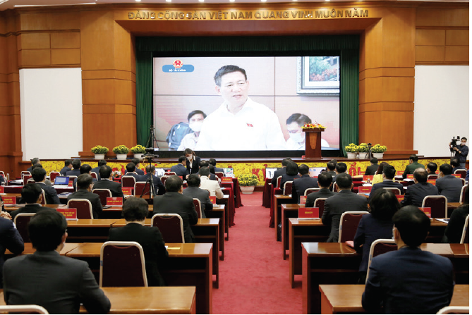 Cán bộ, đảng viên, công chức khối cơ quan Bộ Tài chính tham gia Hội nghị tổng kết công tác tài chính - NSNN năm 2021, triển khai nhiệm vụ tài chính - NSNN năm 2022 (ngày 06/01/2022)