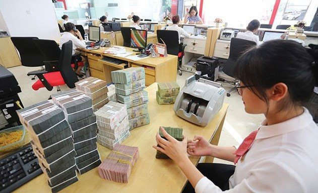 Đến giữa tháng 4/2022, tín dụng bất động sản tăng và có dư nợ là khoảng 2.288.000 tỷ đồng, tương ứng với mức tăng khoảng 10,19% so với cuối năm 2021.