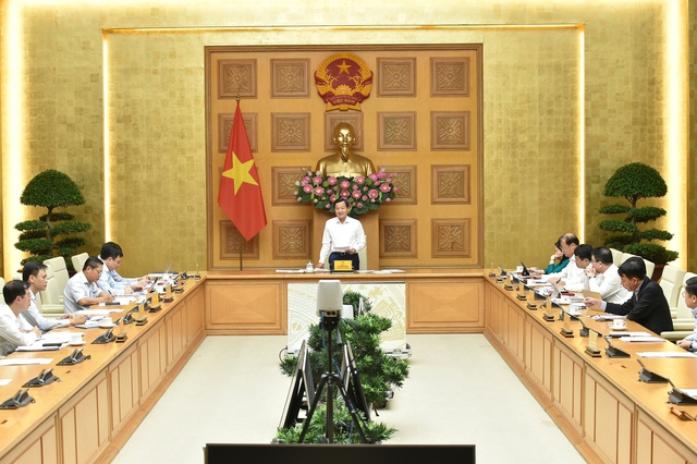 Phó Thủ tướng Lê Minh Khái chủ trì phiên họp Ban Chỉ đạo điều hành giá đánh giá kết quả công tác quản lý, điều hành giá 9 tháng đầu năm và nửa đầu tháng 10 năm 2022, định hướng các tháng cuối năm 2022. Ảnh VGP/Quang Thương
