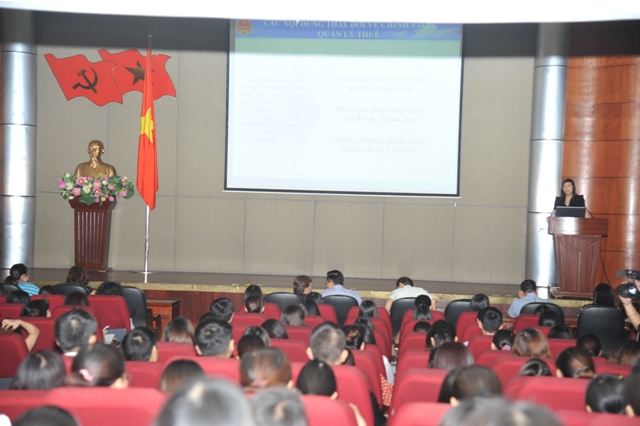 Cục Thuế TP. Hà Nội thường xuyên tổ chức các lớp tập huấn chính sách thuế mới cho doanh nghiệp, người nộp thuế trên địa bàn.