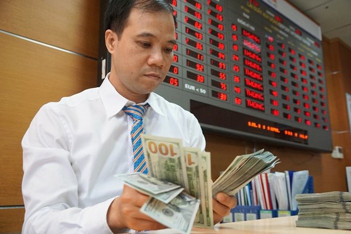 Tỷ giá giữa đồng Việt Nam (VND) và đô la Mỹ (USD) sẽ được điều hành ra sao trong những tháng còn lại của năm. Nguồn: Internet