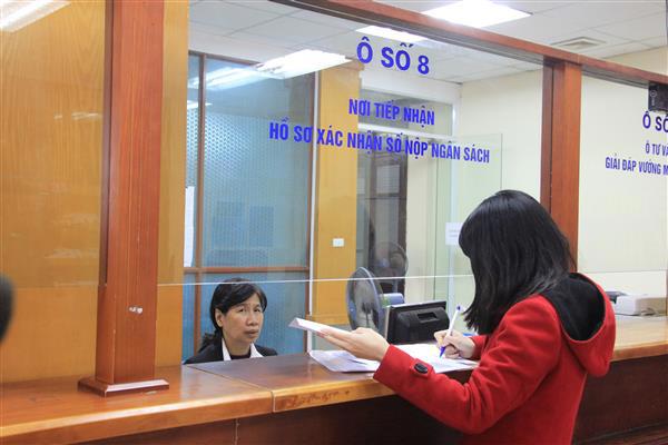 Hoạt động nghiệp vụ tại Cục Thuế Hà Nội. Ảnh Thuỳ Linh. 