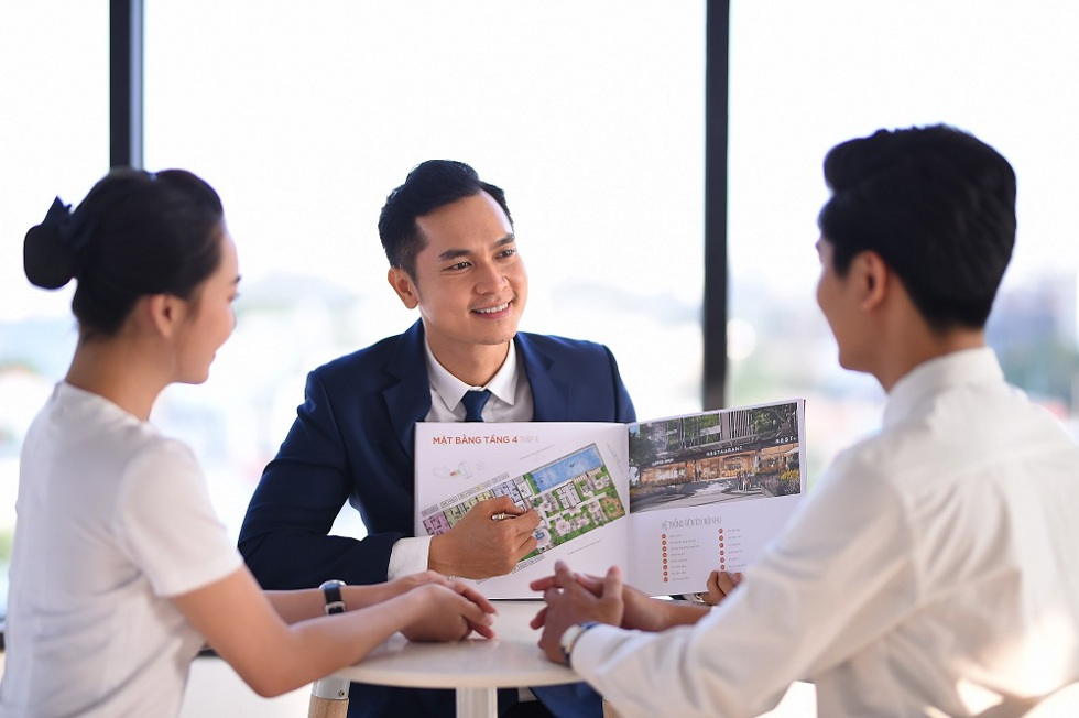 Mảng dịch vụ bất động sản luôn là thế mạnh của Đất Xanh với 30% thị phần trên cả nước.