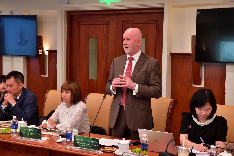 Ông Ross Macallister - Phó Tổng Giám đốc điều hành, Lãnh đạo Dịch vụ Tư vấn KPMG Việt Nam