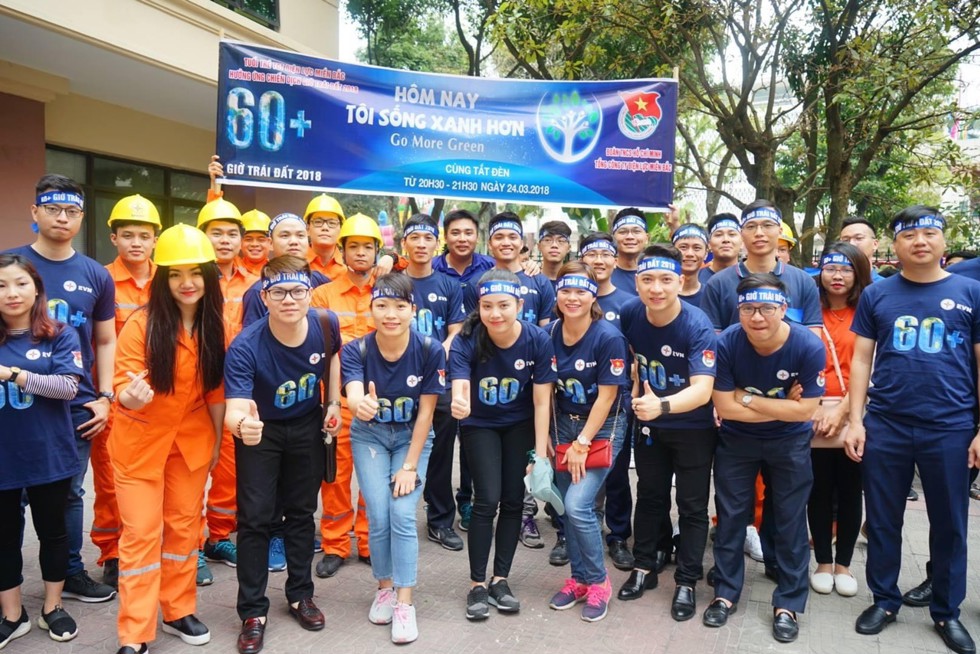 Thanh niên EVNNPC tích cực hưởng ứng các hoạt động Giờ trái đất.