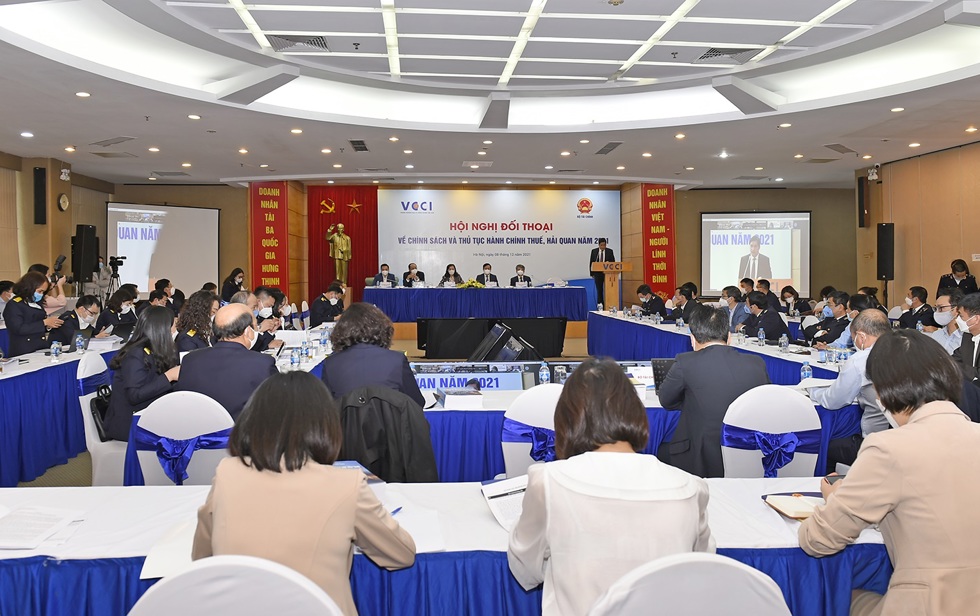 Hội nghị đối thoại về chính sách và thủ tục hành chính thuế, hải quan năm 2021 đã kịp thời tháo gỡ, khó khăn cho doanh nghiệp.